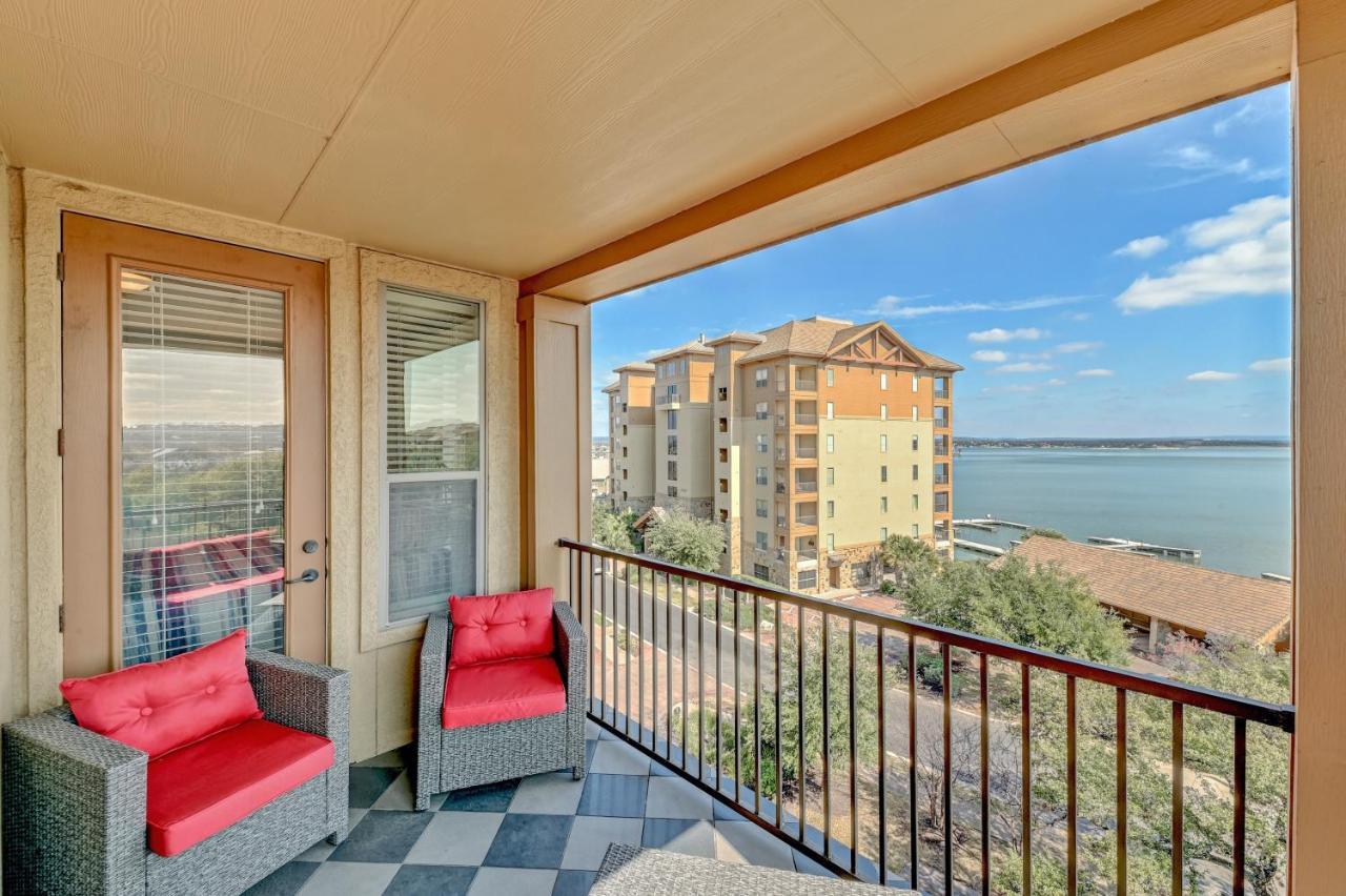 Stylish Corner Condo With Incredible Views Of Lake Lbj With Large Outdoor Patio Horseshoe Bay Extérieur photo